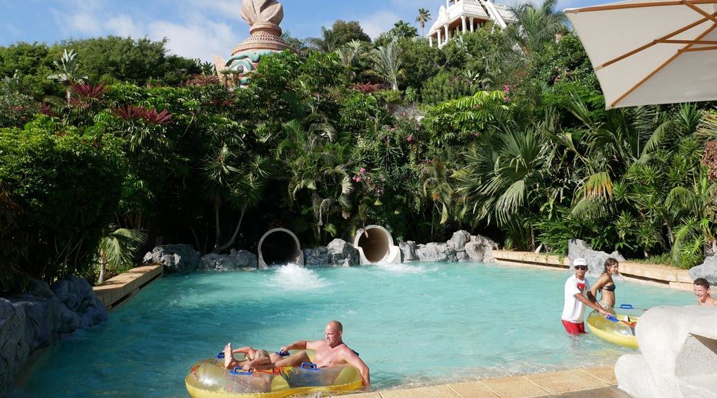 family enjoying in Siam park tenerife spain