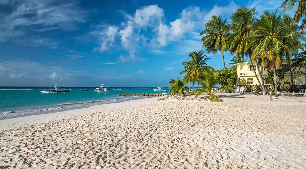 december-holiday-worthing-beach-south-coast-caribbean-barbados