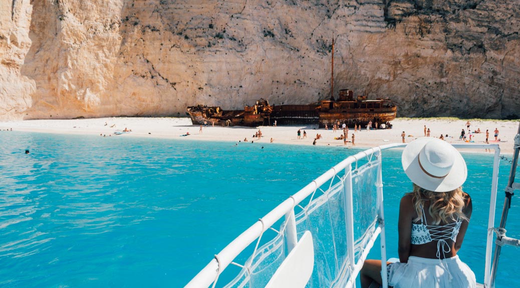 Navagio Shipwreck Beach , Zante , Zakynthos , Greece .